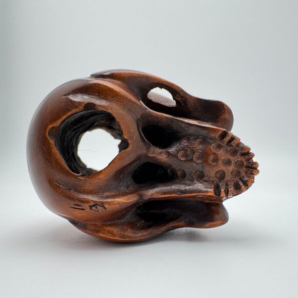 Netsuke Large Skull Hardwood Carving Sculpture Japanese Vintage - Picture 10 of 10